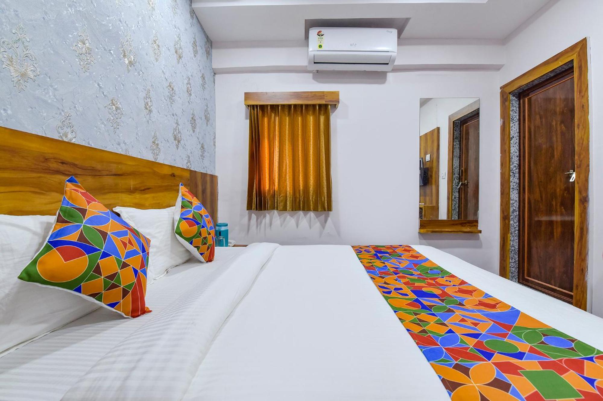 Fabhotel Star Ahmadabad Zewnętrze zdjęcie
