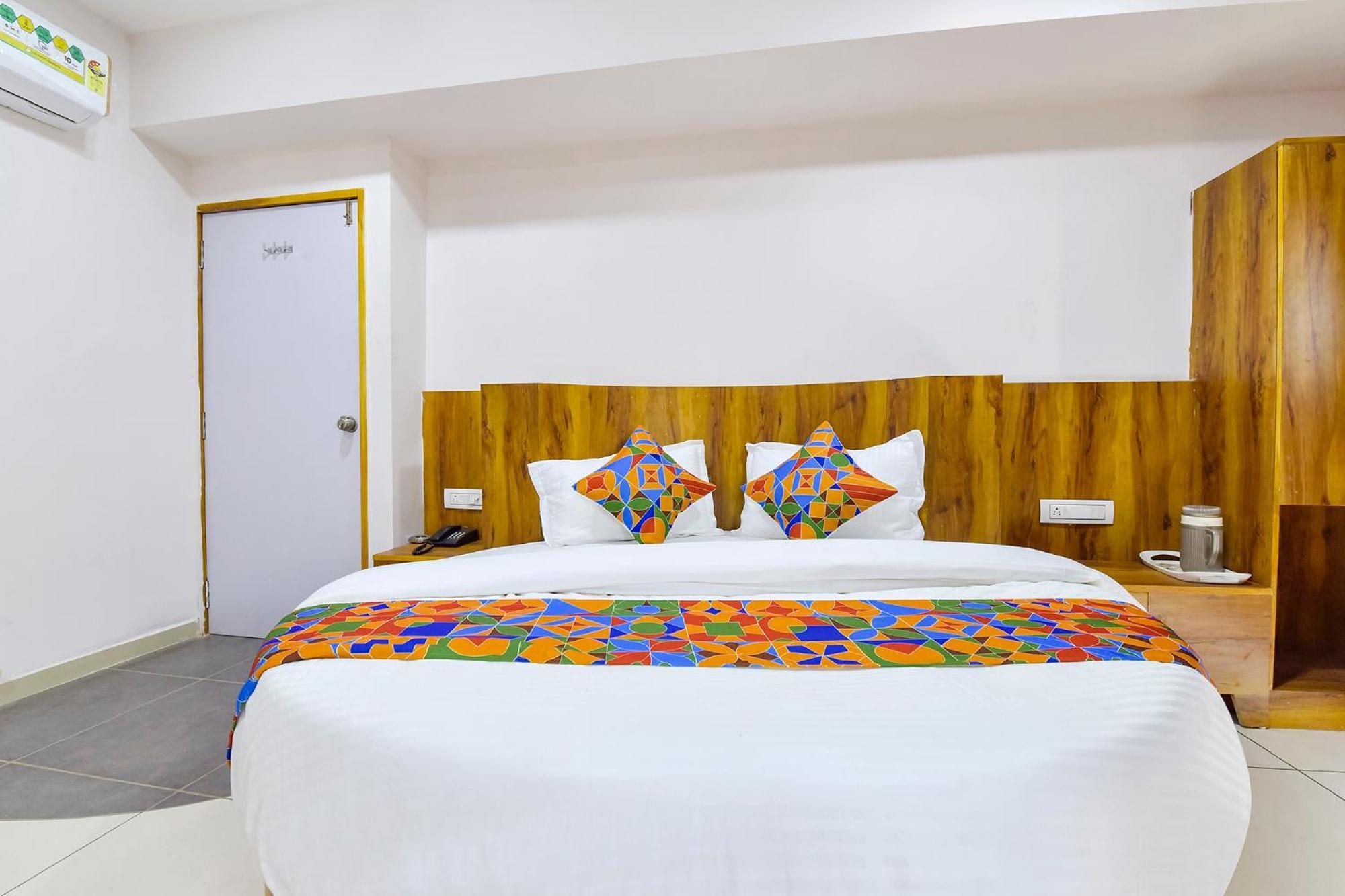 Fabhotel Star Ahmadabad Zewnętrze zdjęcie