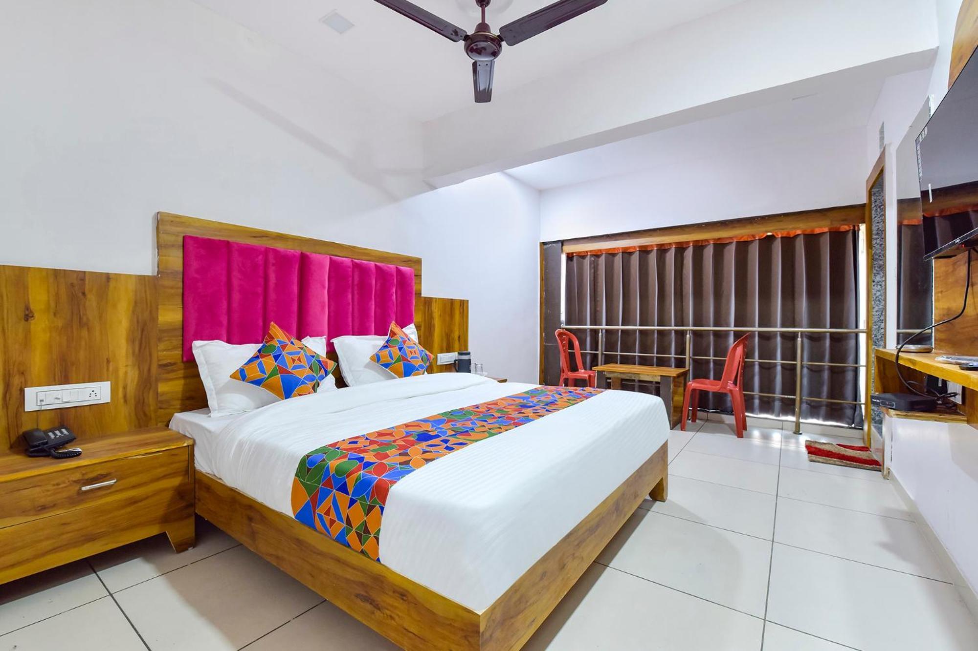 Fabhotel Star Ahmadabad Zewnętrze zdjęcie